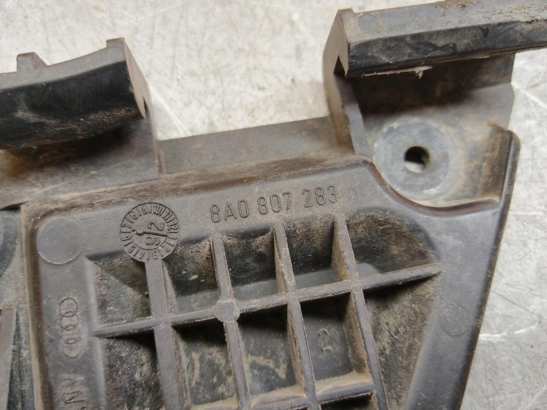 Кронштейн крепления бампера переднего PV36VF Audi 80 купить с доставкой