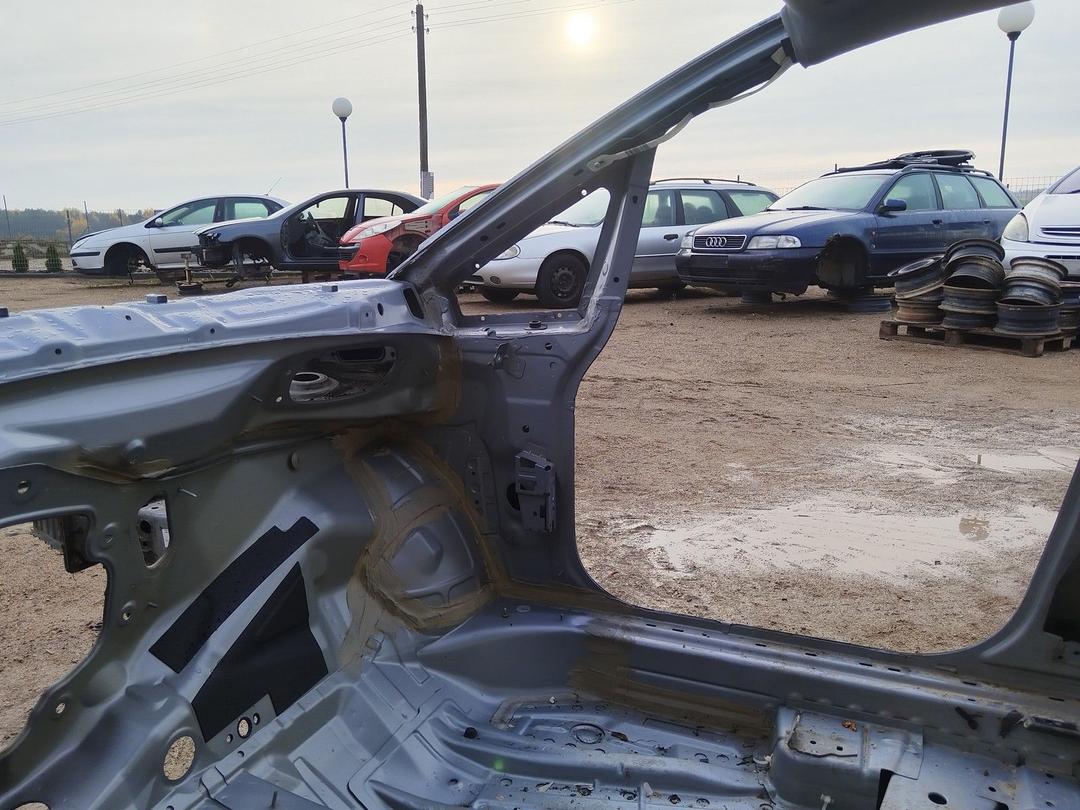 Стойка кузовная передняя правая 2TPD8S Opel Zafira купить на авторазборке