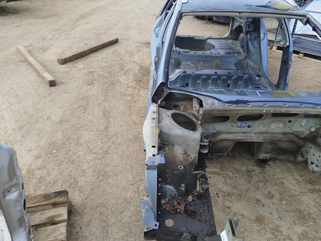 Стойка кузовная передняя правая E2XFUQ Peugeot 407 купить в магазине запчастей бу