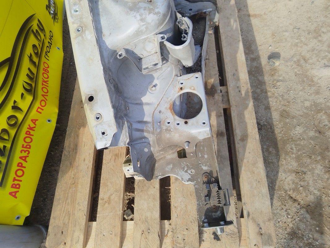 Лонжерон правый BVKQC8 Skoda Roomster купить с доставкой