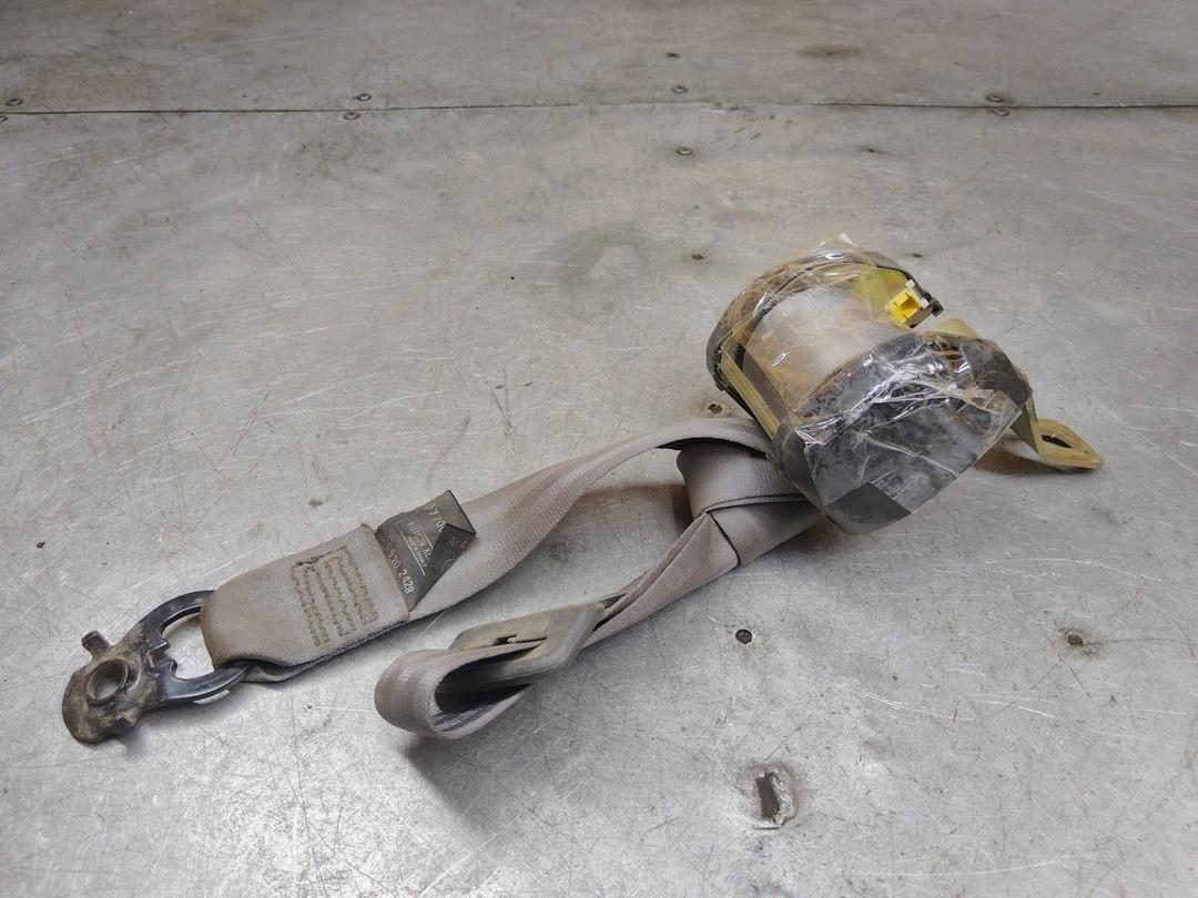 Ремень безопасности задний левый SZ542E Renault 19