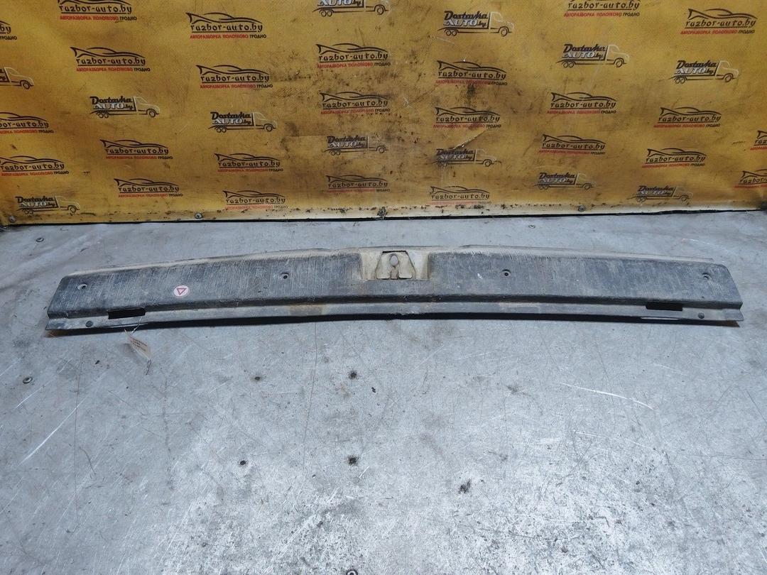 Накладка замка багажника 0LR7RW Opel Zafira