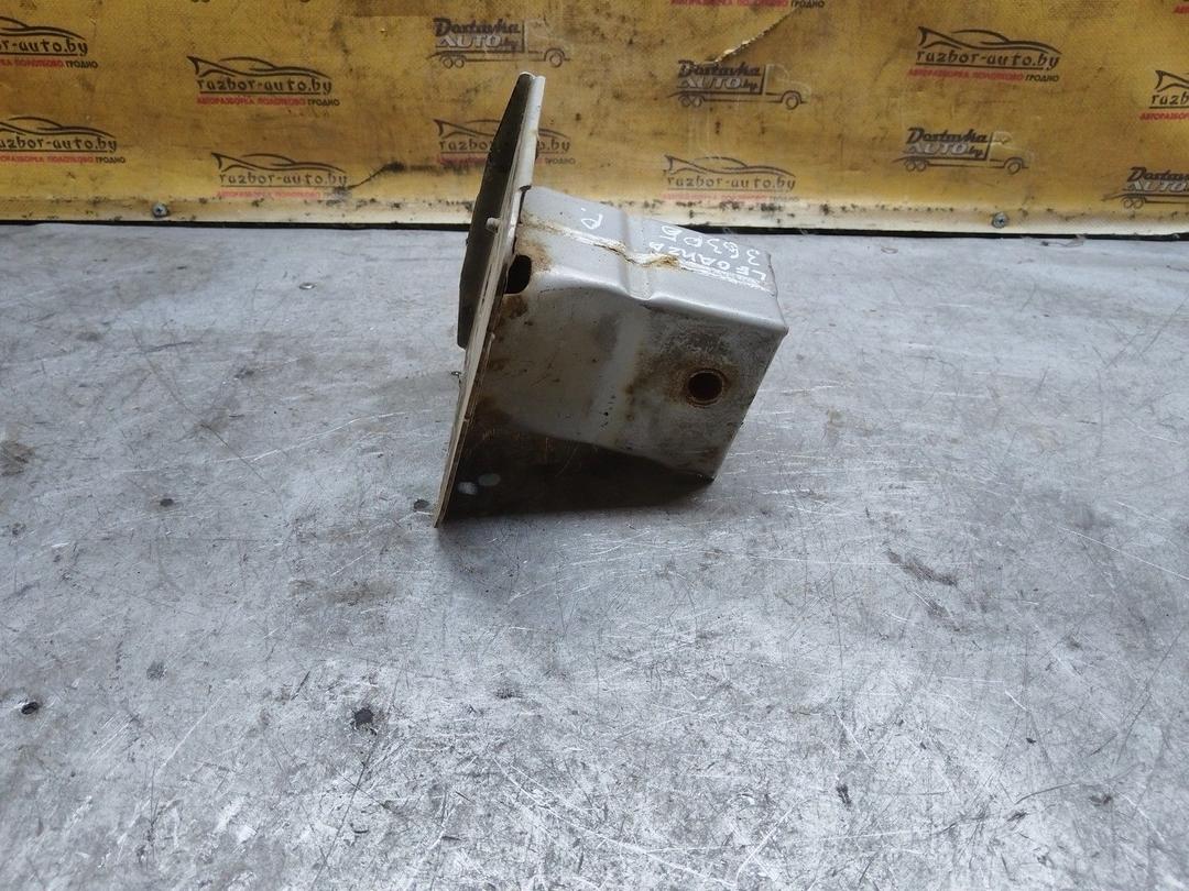 Кронштейн усилителя бампера переднего (Домик) PEF26C Daewoo Leganza купить в магазине запчастей бу