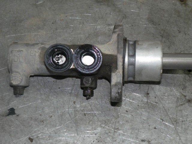 Цилиндр тормозной главный 01Q80M Opel Vectra - Фото 2