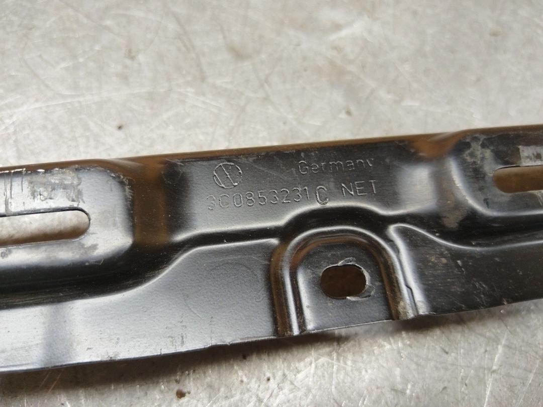 Кронштейн U8PQD2 Volkswagen Passat купить на авторазборке