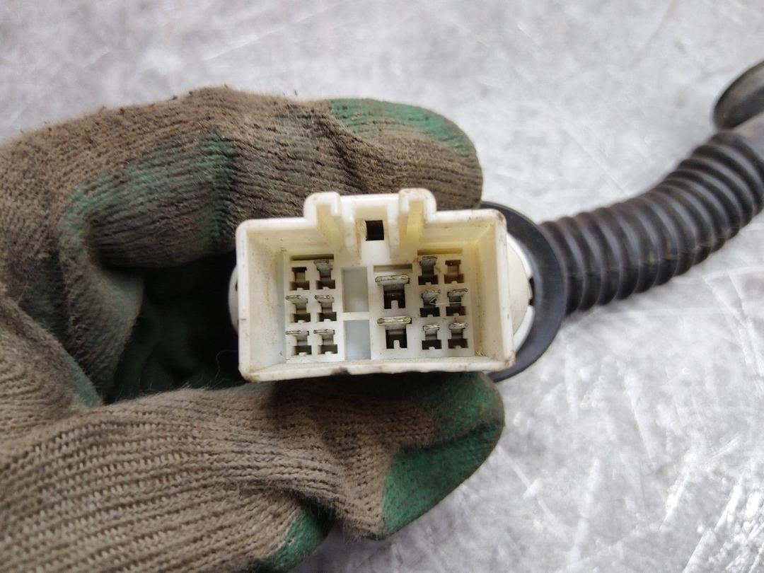 Проводка двери задней правой D2IR6O Kia Sorento купить