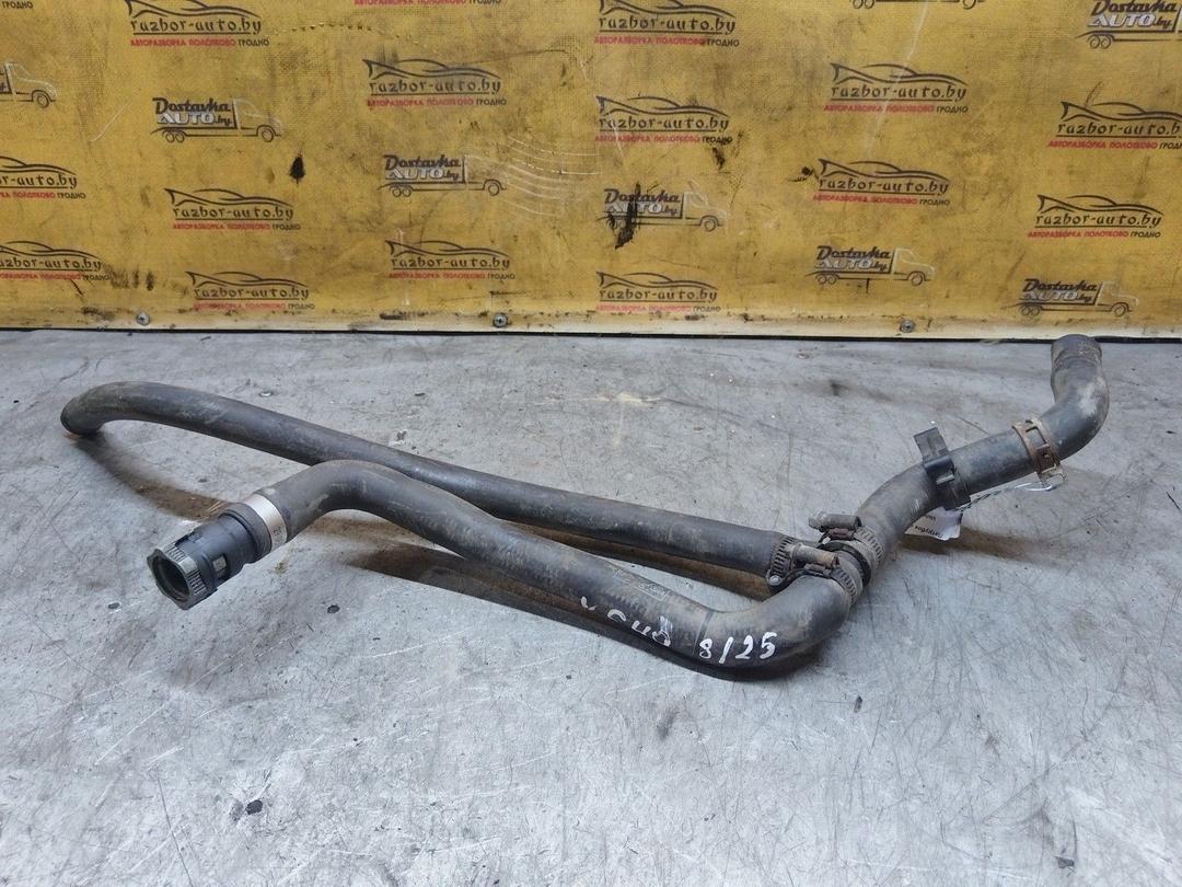 Патрубок отопителя (печки) 0UUYK6 Volvo S40