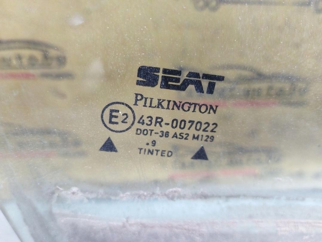 Стекло двери передней правой VLLHE8 Seat Toledo купить в магазине запчастей бу