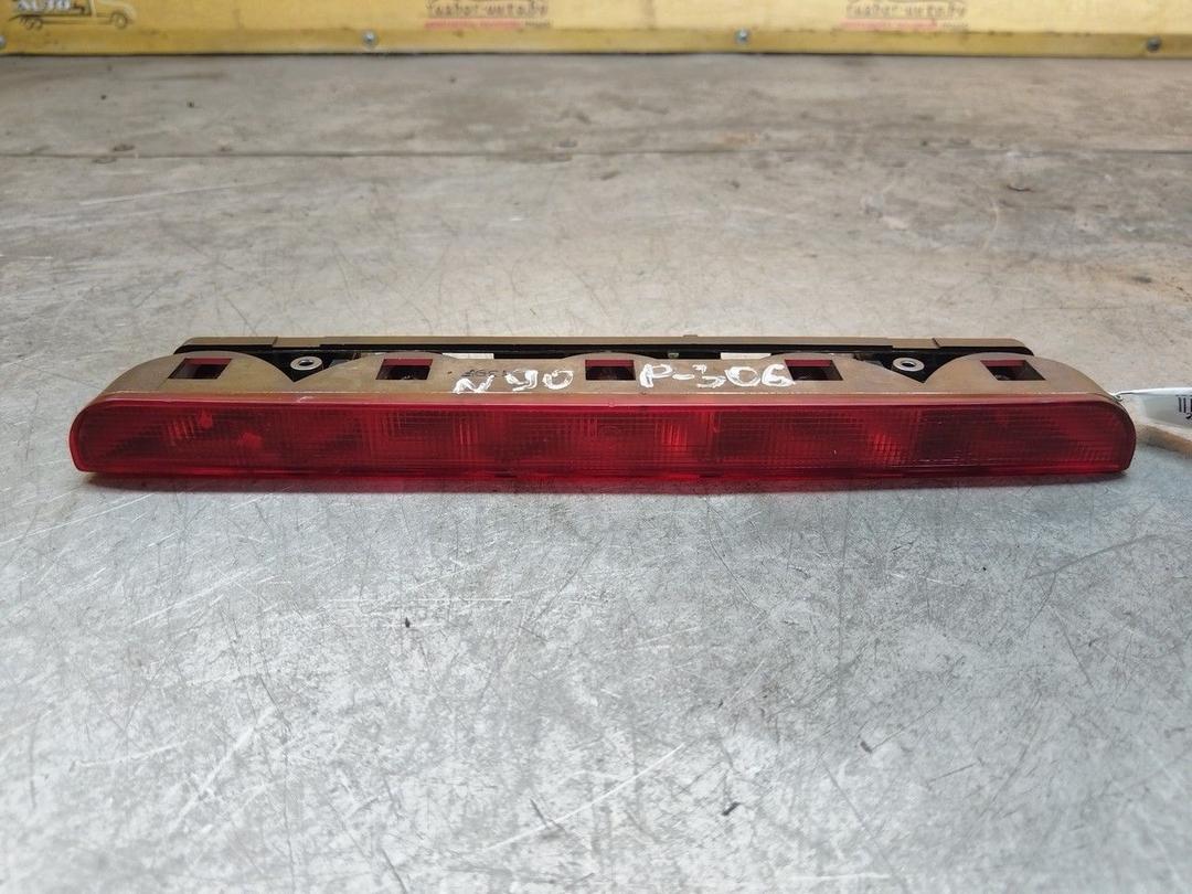 Стоп-сигнал XYPDQ8 Peugeot 306