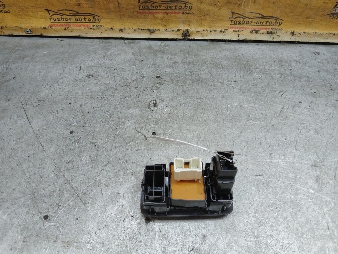 Джойстик регулировки зеркал 92VV85 Toyota Corolla купить с доставкой