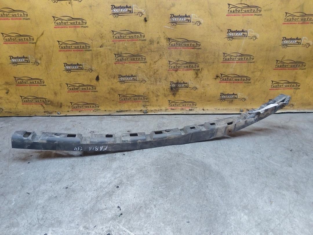 Кронштейн крепления бампера заднего OMWAJL Skoda Fabia