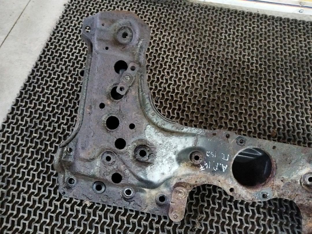 Балка подвески передняя (подрамник) D5GOE3 Alfa Romeo 147 купить с доставкой