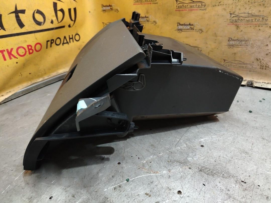 Бардачок BFUWWR Ford C-Max - Фото 3