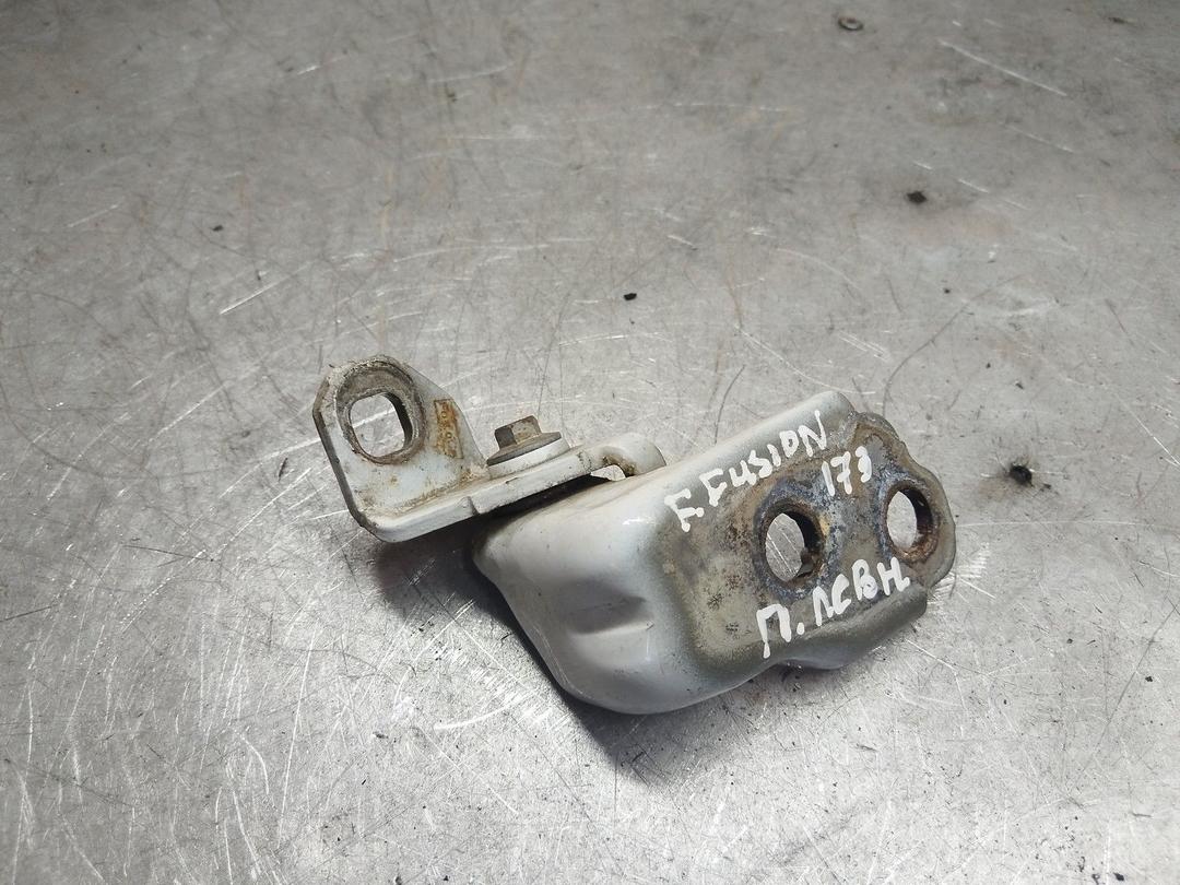 Петля двери передней левой UBMAOJ Ford Fusion - Фото 1