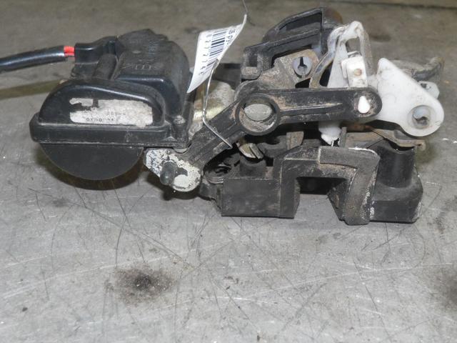 Замок двери задней правой WEE3BI Mazda 323F купить на авторазборке