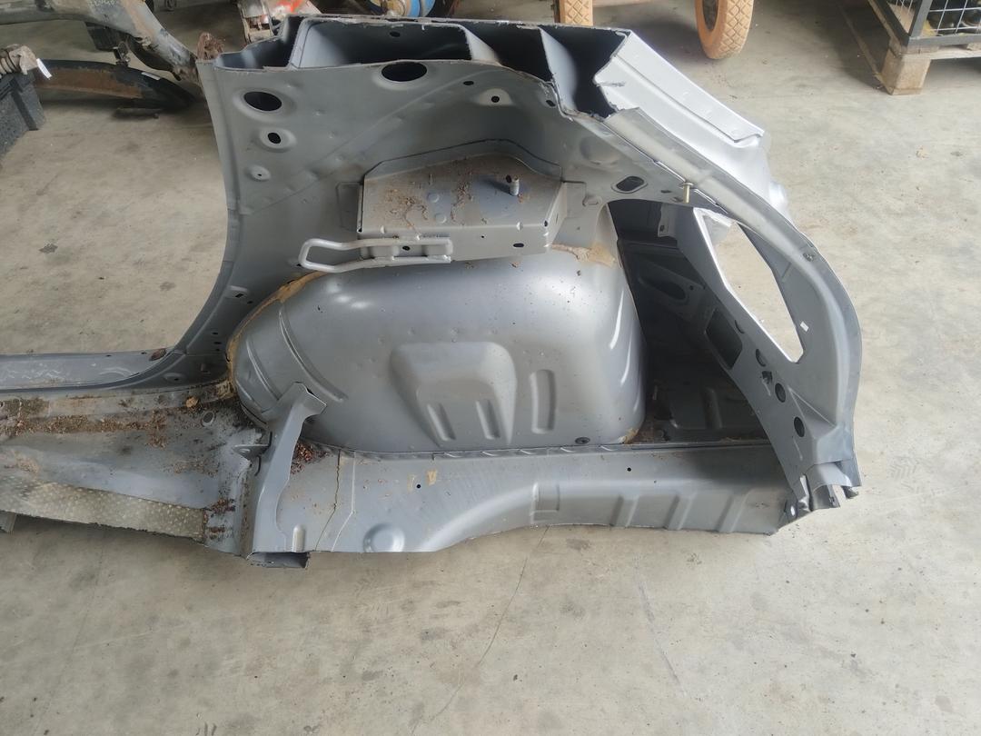 Крыло заднее левое 77QSCM Peugeot 307 купить с доставкой