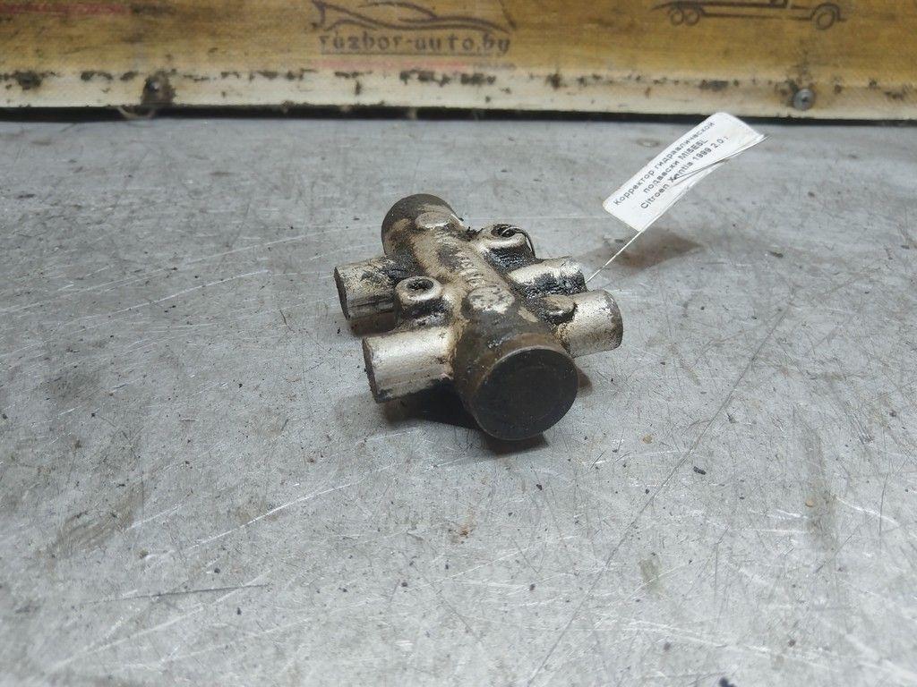 Корректор гидравлической подвески MI5E5L Citroen Xantia - Фото 3