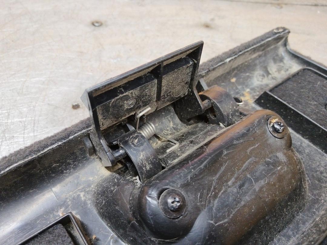 Обшивка багажника X5GLY2 BMW X5 E53 купить в магазине запчастей бу