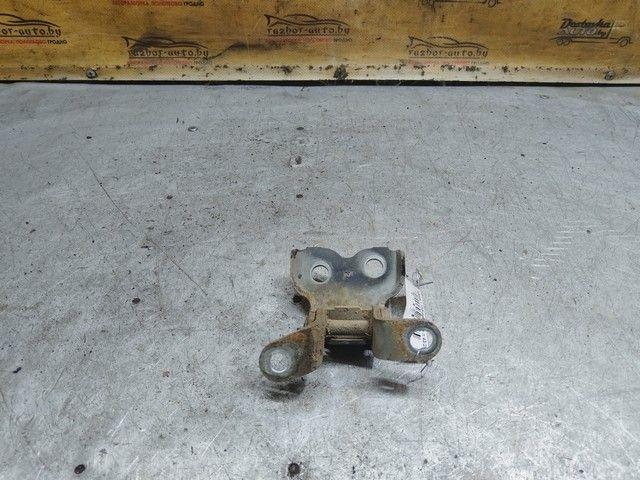 Петля двери передней левой 8U9OA9 Toyota Avensis купить в магазине запчастей бу