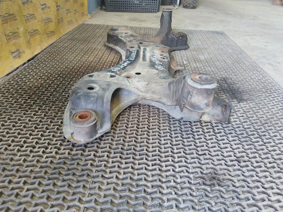 Балка подвески передняя (подрамник) 66QX7B Toyota Avensis купить в магазине запчастей бу