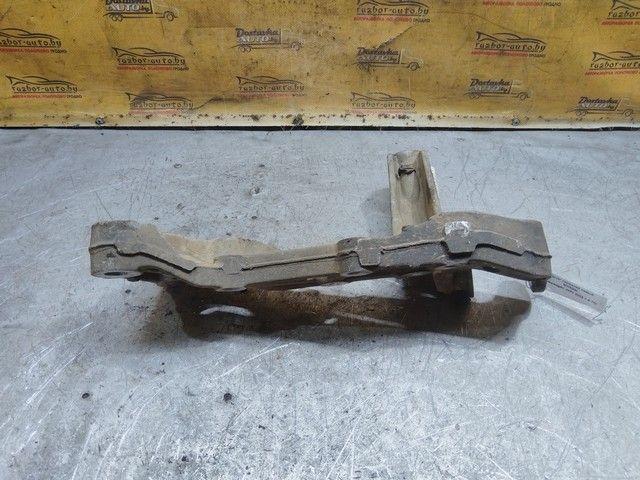 Рычаг передний левый 6HMG8L Volkswagen Jetta купить