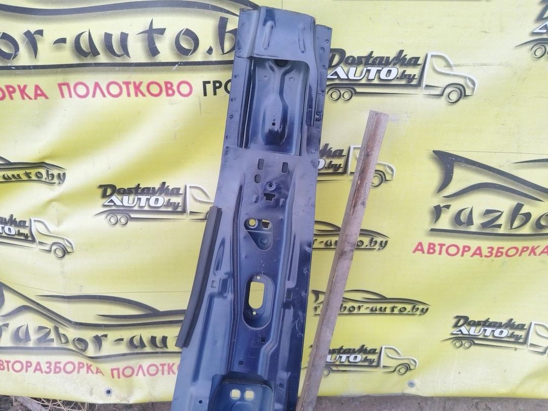 Стойка кузовная центральная правая 97TZL8 Renault Espace купить с доставкой