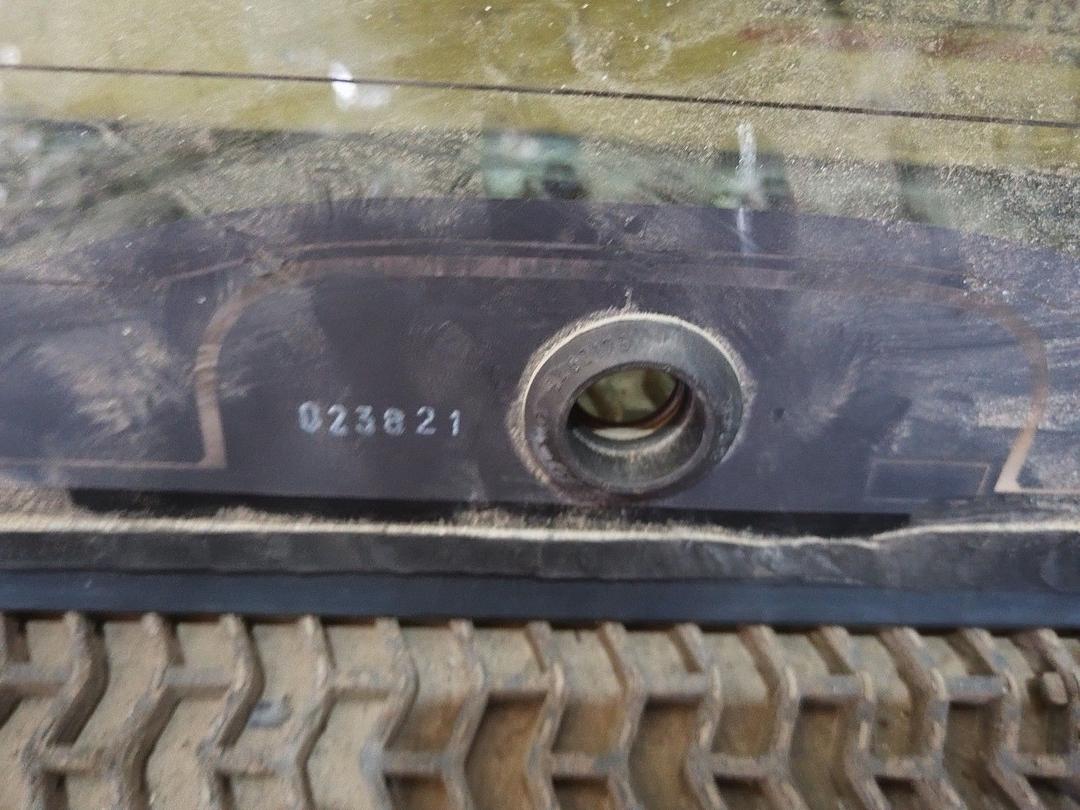 Стекло заднее 0XAC5Q Volvo V70 undefined