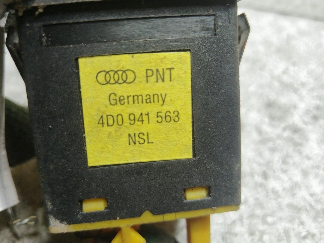 Кнопка противотуманных фар N25LDD Audi A4 купить в магазине запчастей бу