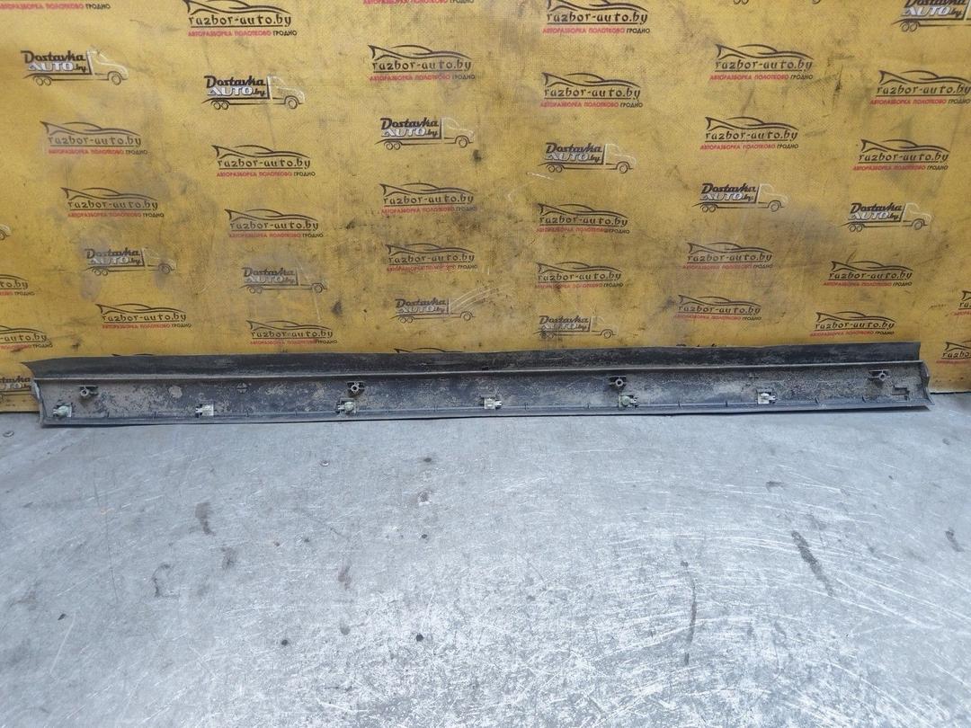 Молдинг двери передней правой HPY4BC Volkswagen Passat купить