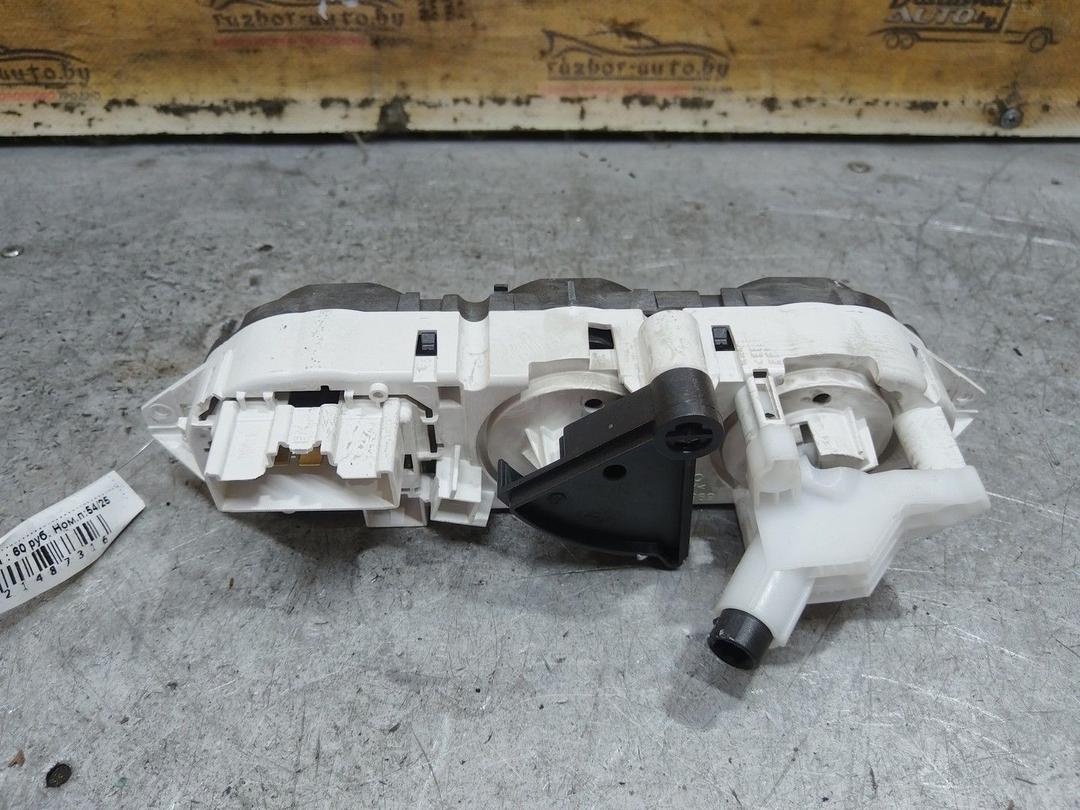 Блок управления печки/климат-контроля Z2MK42 Ford Focus - Фото 3