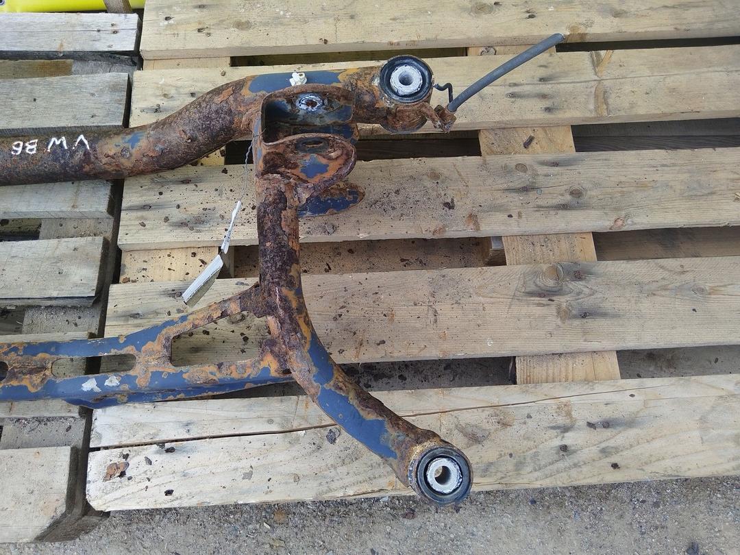 Балка подвески задняя XZTDW5 Volkswagen Passat купить с доставкой