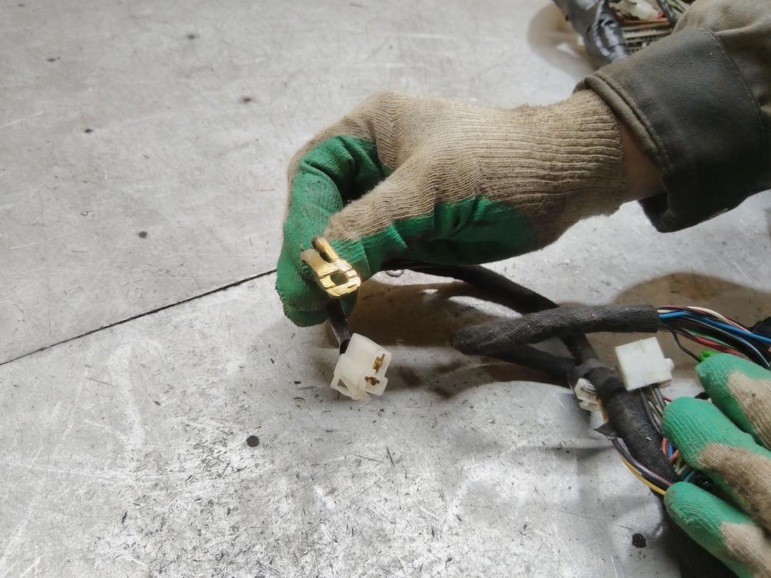 Проводка салона WDBACG Mitsubishi Carisma undefined