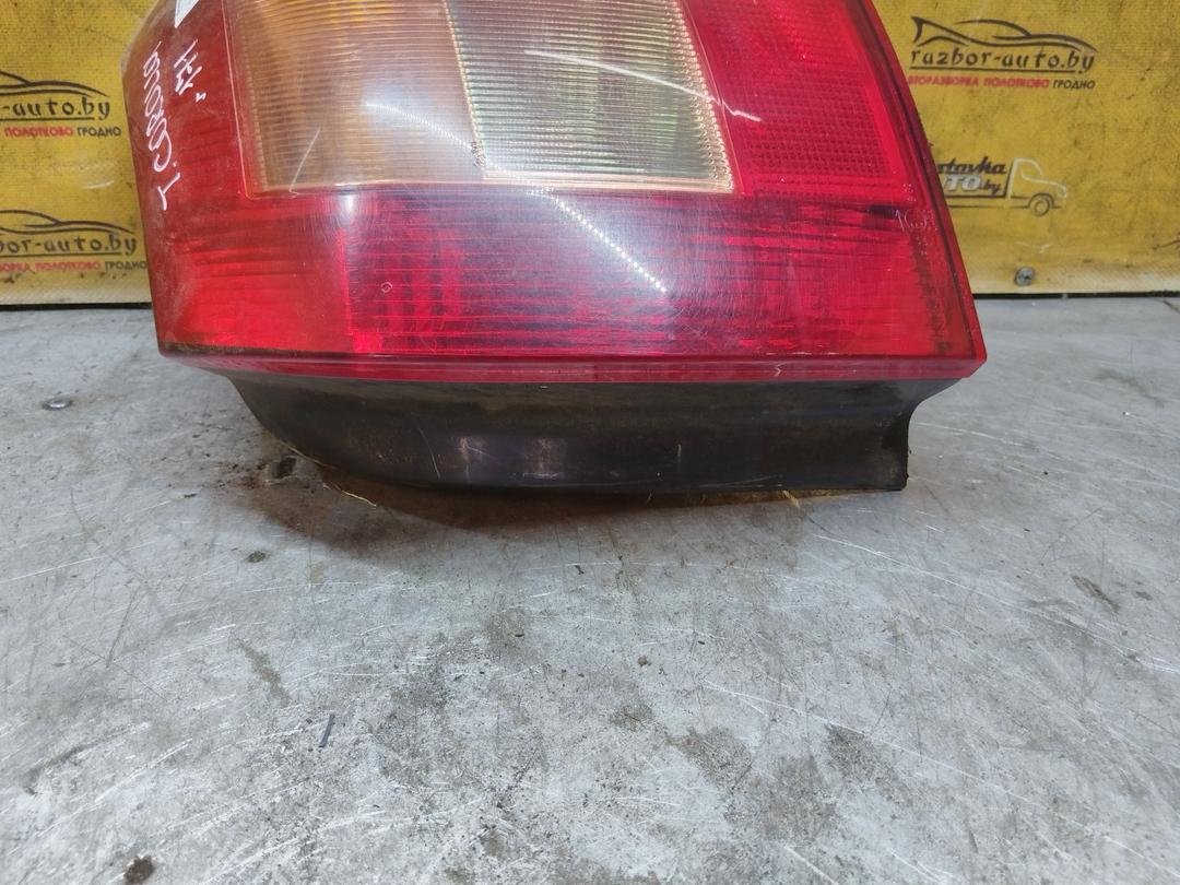 Фонарь задний правый 5F4TGH Toyota Corolla купить