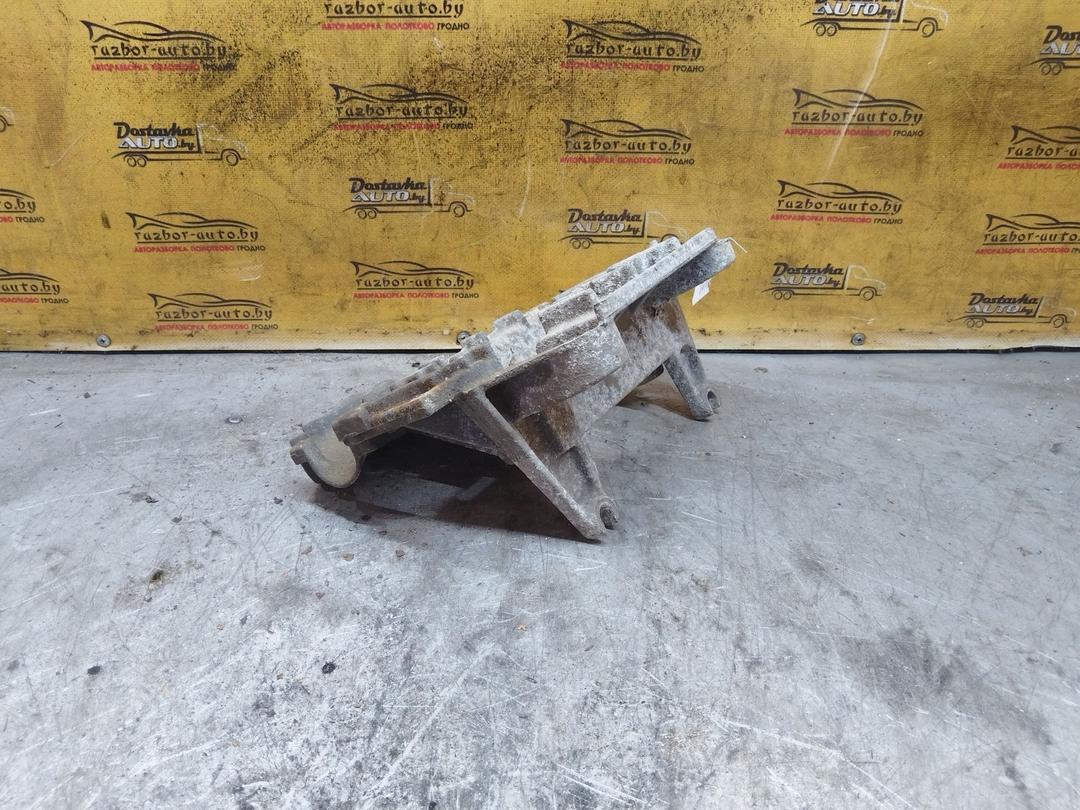Кронштейн КПП 3M2Q14 Nissan Micra купить в магазине запчастей бу