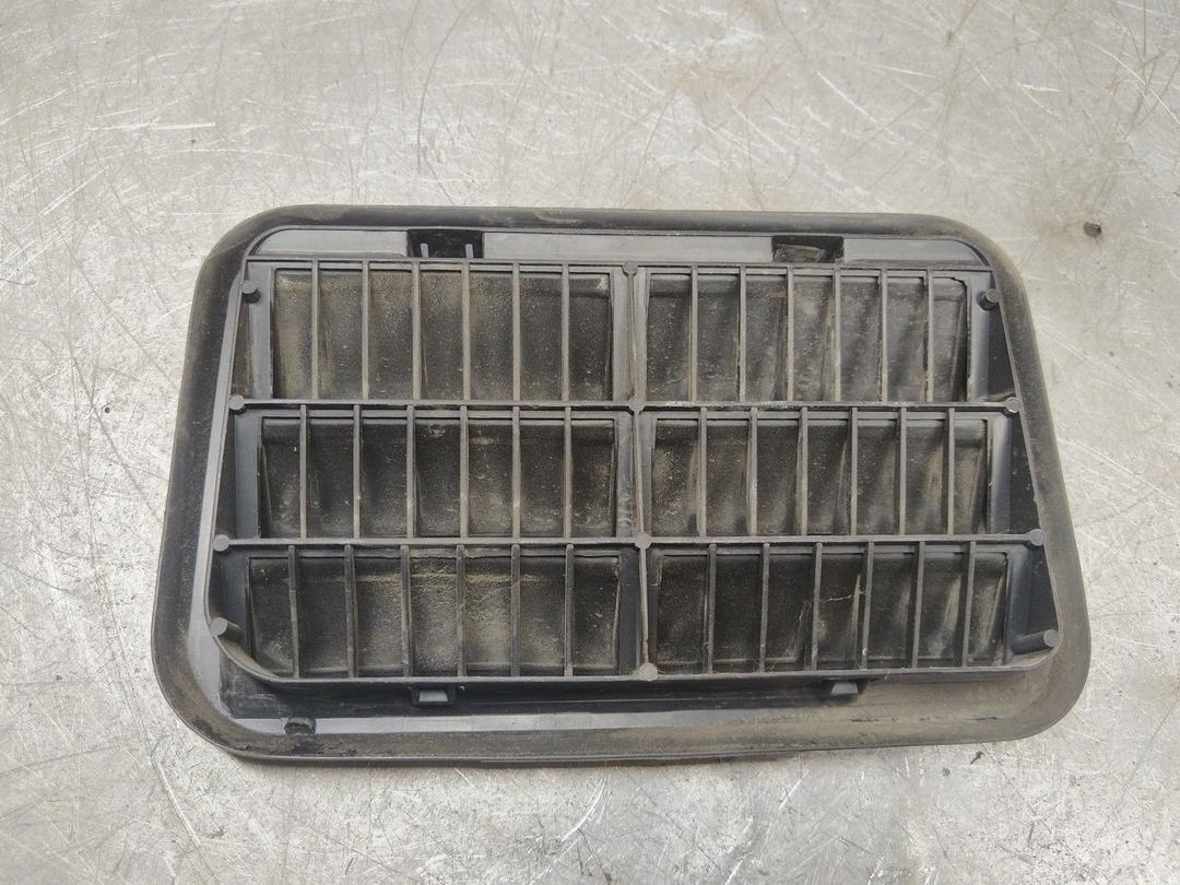 Решетка вентиляции кузова FAVY5L Ford Fusion - Фото 2