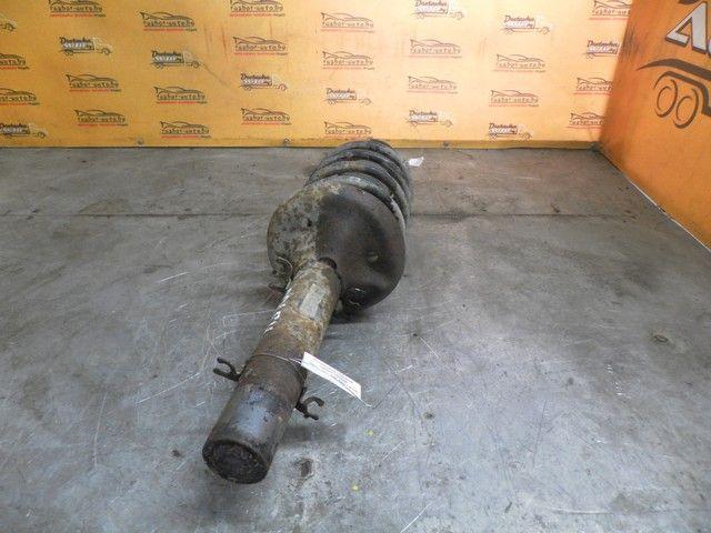 Амортизатор передний правый F9ME8B Volkswagen Golf - Фото 1