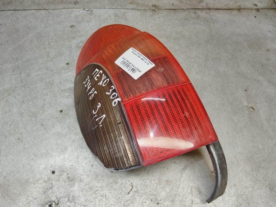 Фонарь задний левый 74SAX7 Peugeot 306