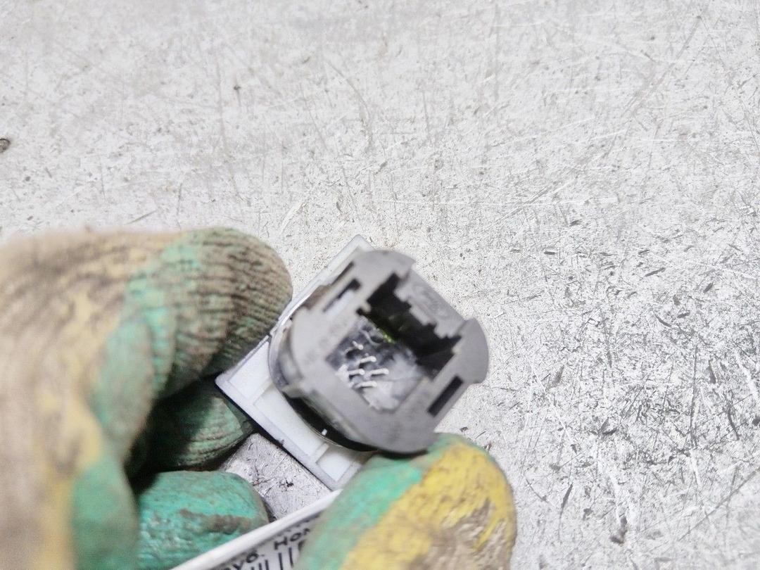 Кнопка антипробуксовочной системы JPU6I8 Ford Focus - Фото 3