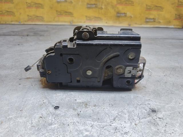 Замок двери передней правой 89PK36 Skoda Fabia