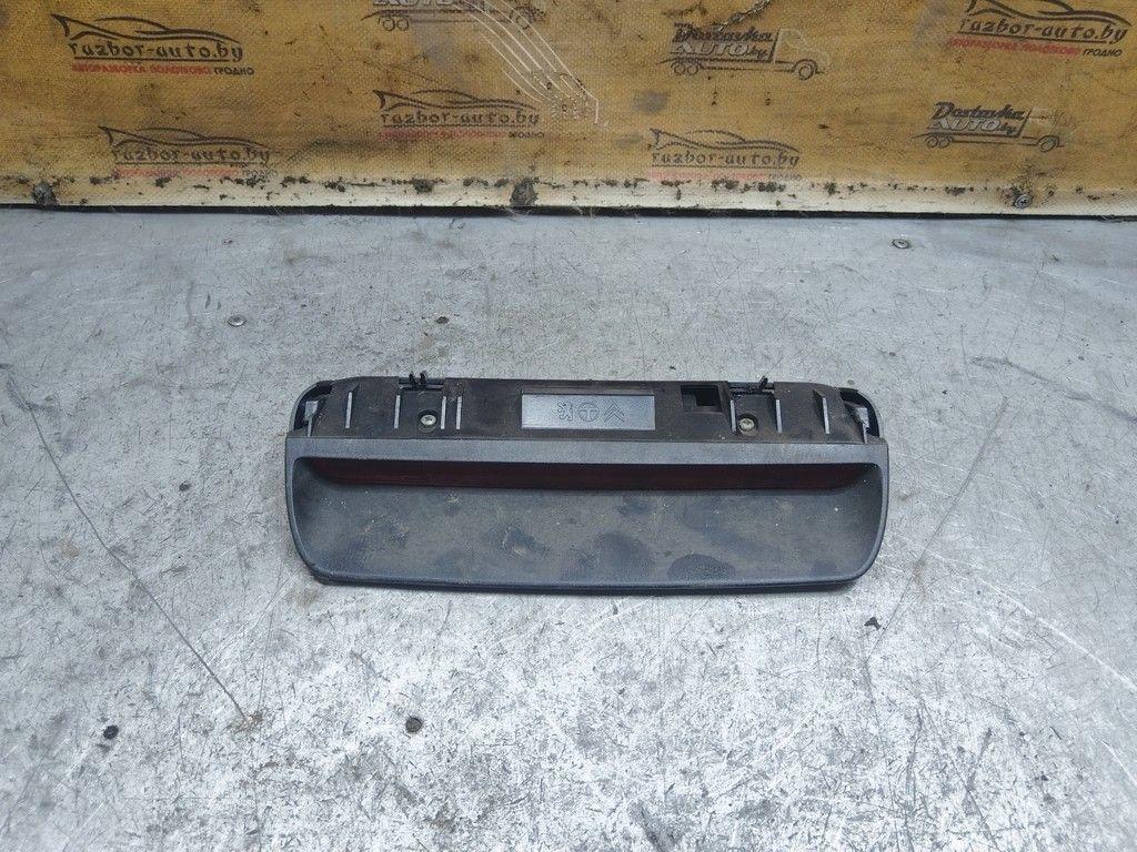 Стоп-сигнал 8KNM77 Citroen Xsara Picasso - Фото 2