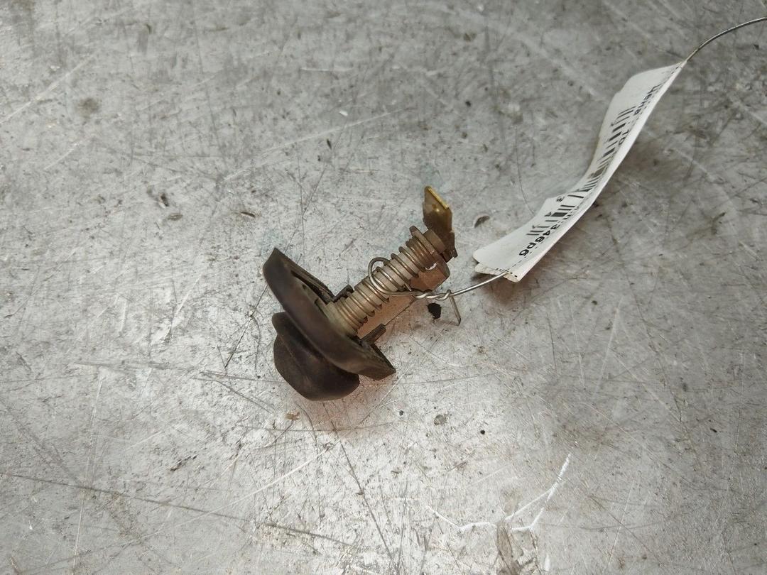 Выключатель концевой (концевик) 65JR9T Mitsubishi Carisma - Фото 2