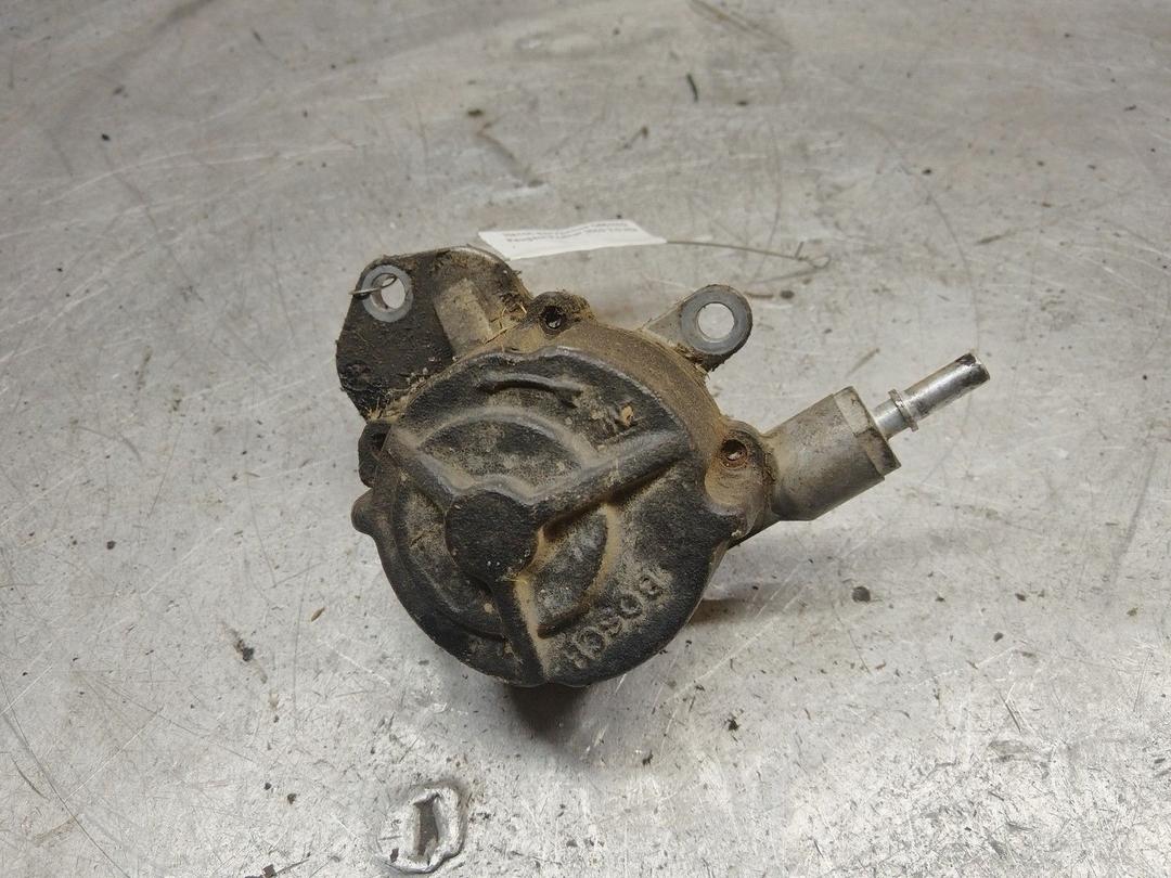 Насос вакуумный Q664MG Peugeot Partner - Фото 1