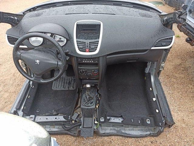 Пластик салона Q5BF9L Peugeot 207