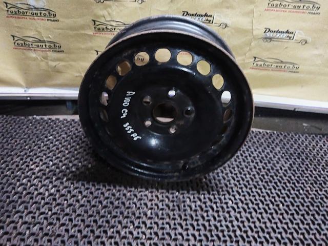 Диск штампованный R15    B4LV11 Audi 100