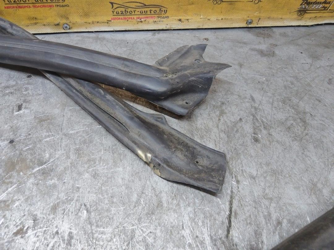 Уплотнитель N3GY7I Subaru Forester купить в магазине запчастей бу