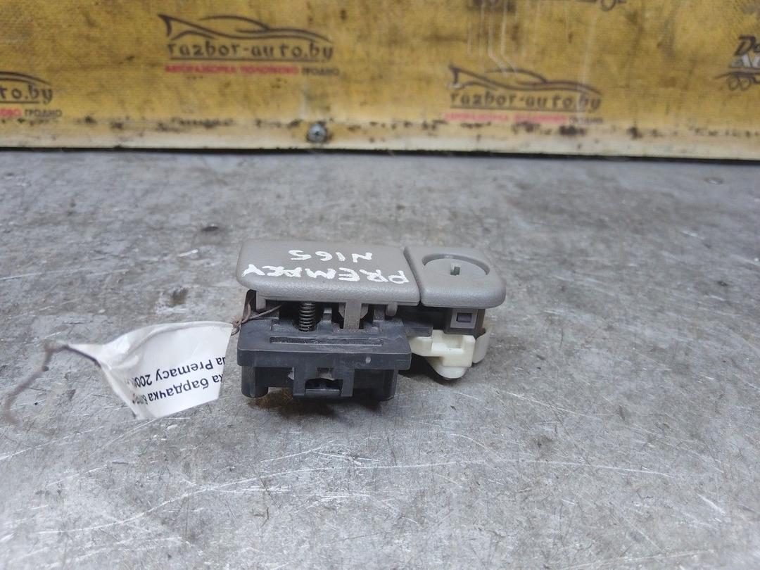 Ручка бардачка 6J975C Mazda Premacy купить