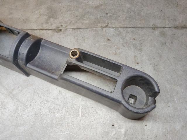 Консоль салона (кулисная часть) 3X90B2 Hyundai Getz купить с доставкой