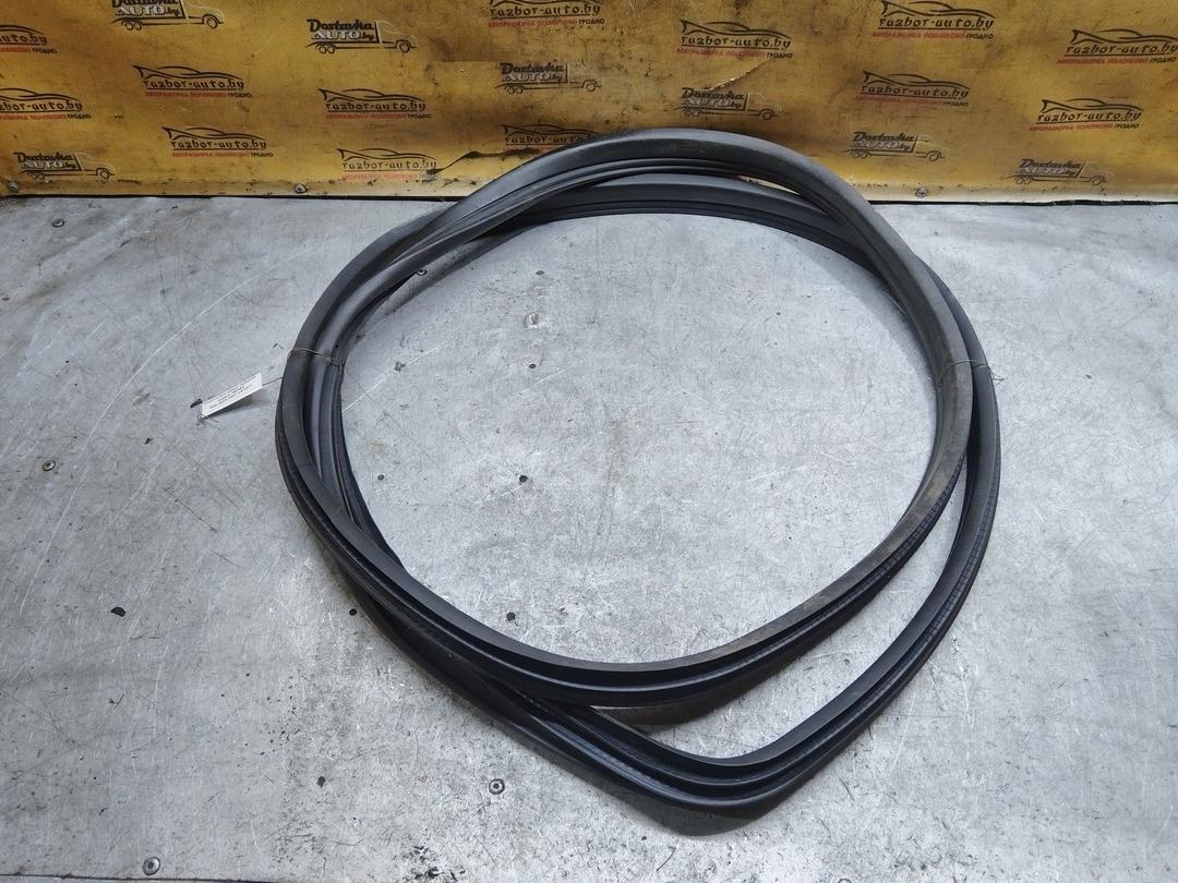 Уплотнитель двери передней правой 76Z3SX Opel Astra купить