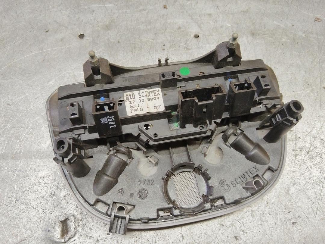 Фонарь салона (плафон) A6IAFR Peugeot 607 купить