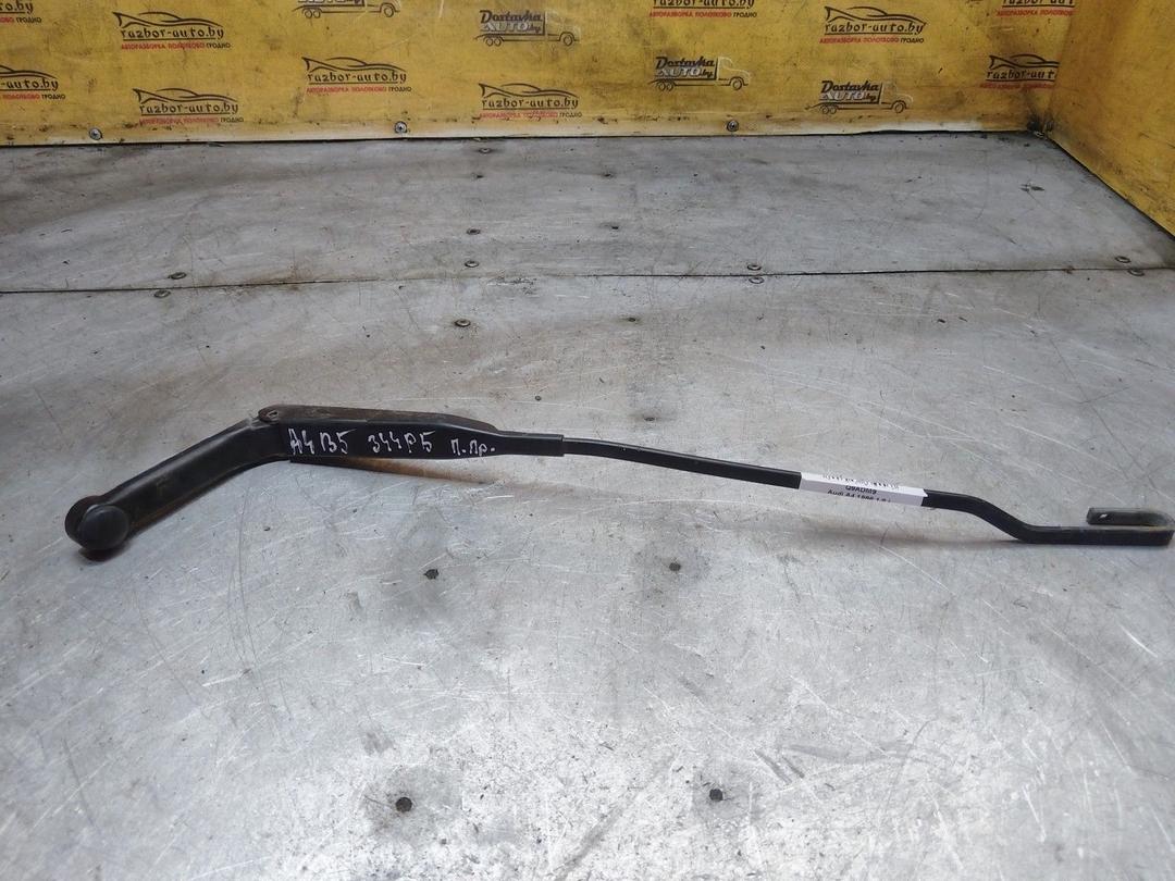 Щеткодержатель (поводок стеклоочистителя, дворник) Q9ADM9 Audi A4